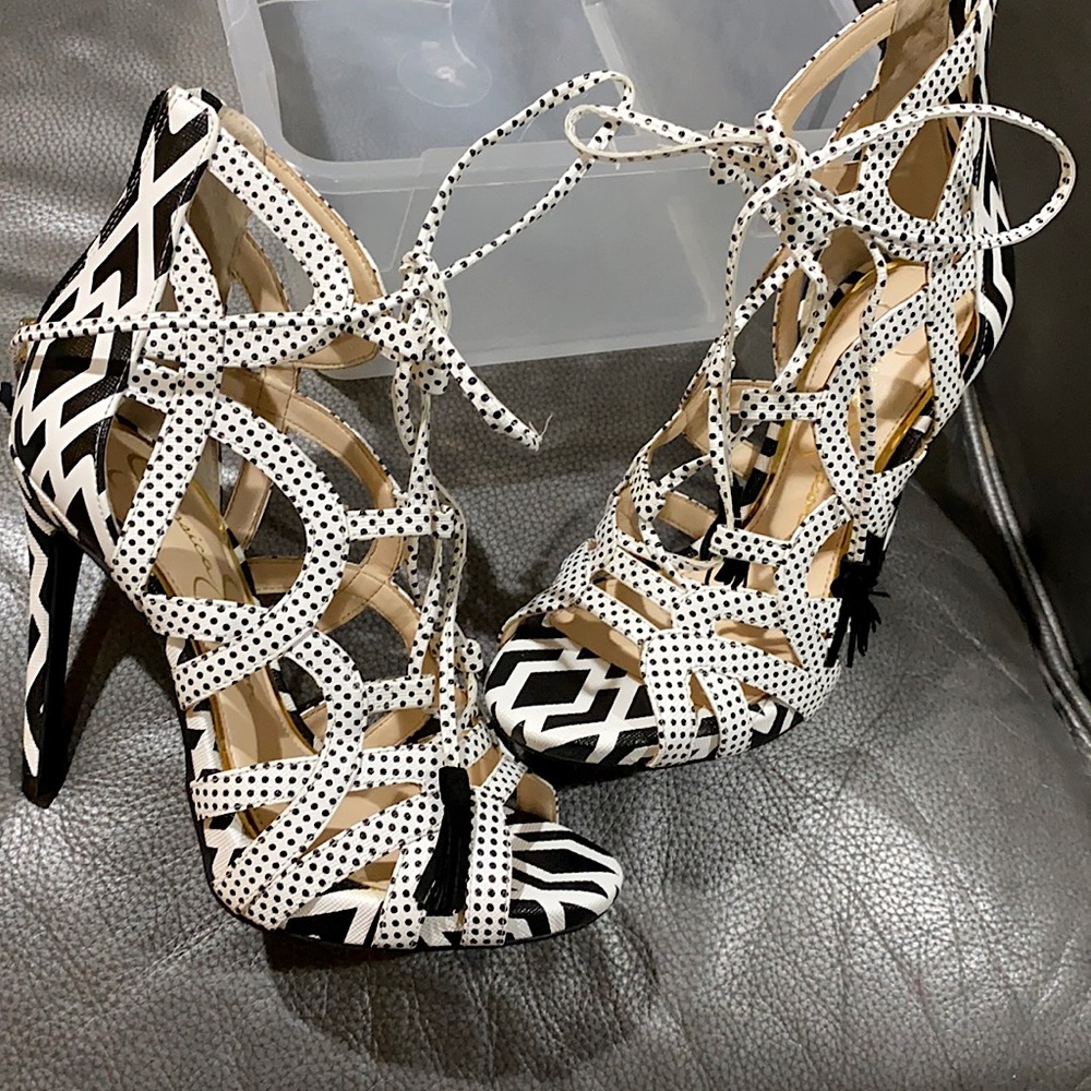 Jessica Simpson black & white tie heeled sandal